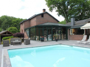 Cozy Villa in Marche en Famenne with Private Pool